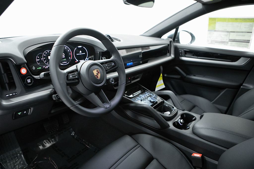 Thumbnail: 2026 Porsche Cayenne - 2