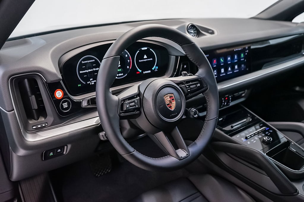 Thumbnail: 2026 Porsche Cayenne - 2