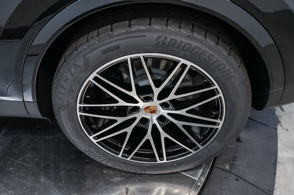 Thumbnail: 2026 Porsche Cayenne - 8