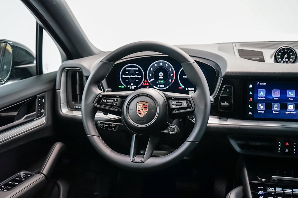 Thumbnail: 2026 Porsche Cayenne - 14