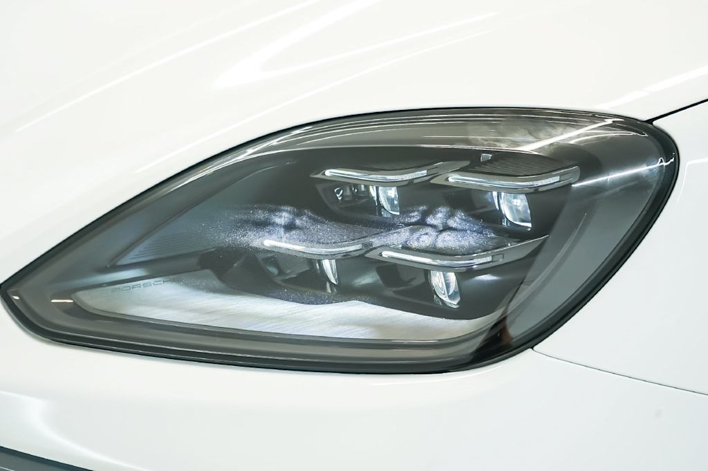 Thumbnail: 2026 Porsche Cayenne - 24