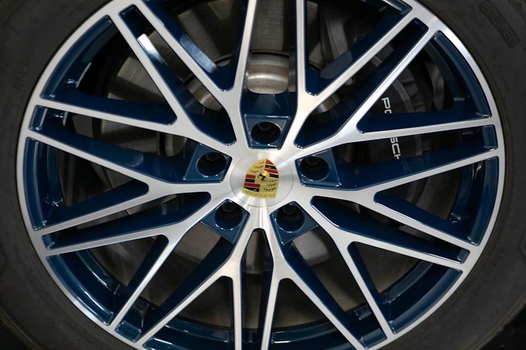 Thumbnail: 2024 Porsche Cayenne - 6
