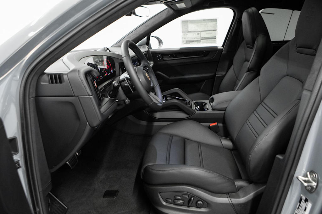 Thumbnail: 2026 Porsche Cayenne - 21