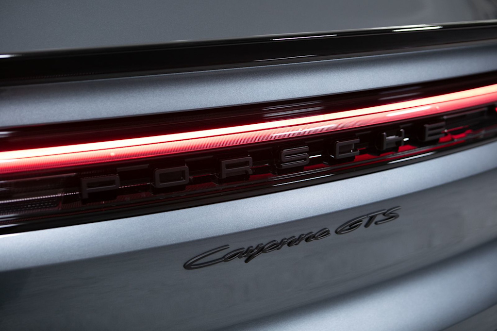 Thumbnail: 2026 Porsche Cayenne - 23
