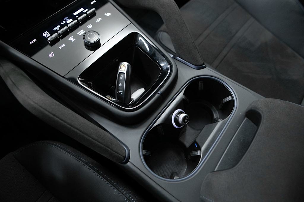 Thumbnail: 2025 Porsche Cayenne - 33
