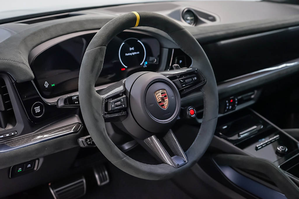 Thumbnail: 2026 Porsche Cayenne - 2