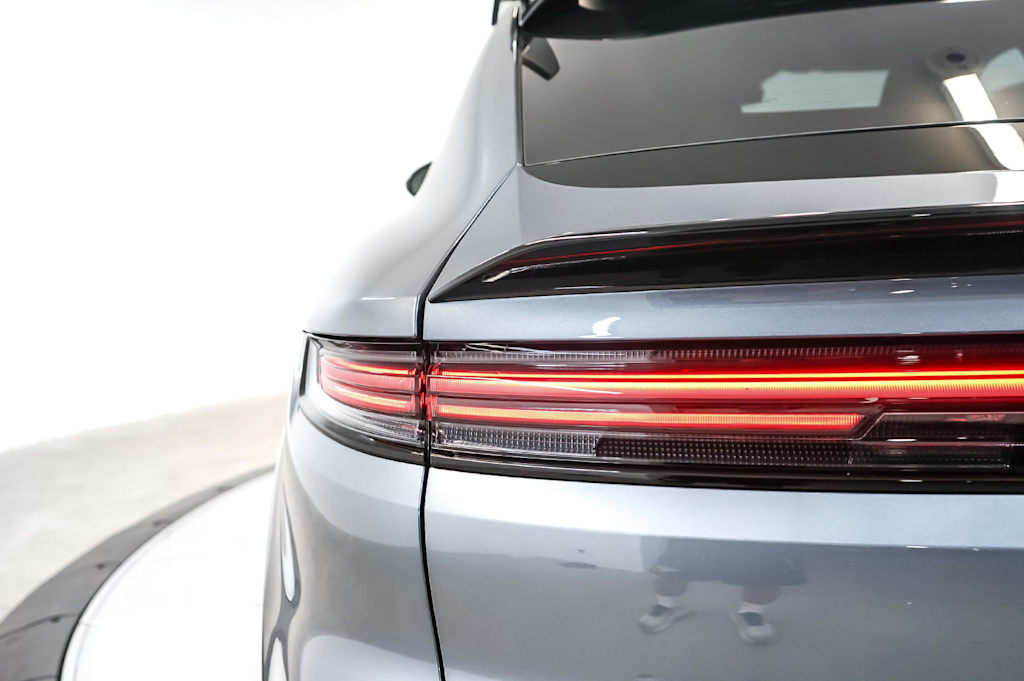 Thumbnail: 2026 Porsche Cayenne - 7