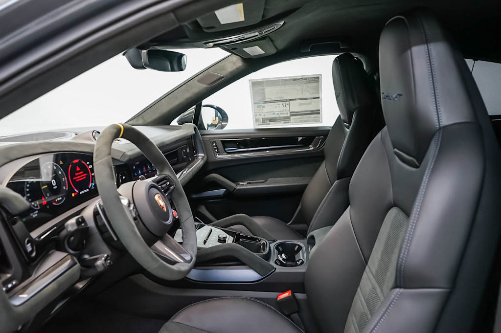 Thumbnail: 2026 Porsche Cayenne - 27