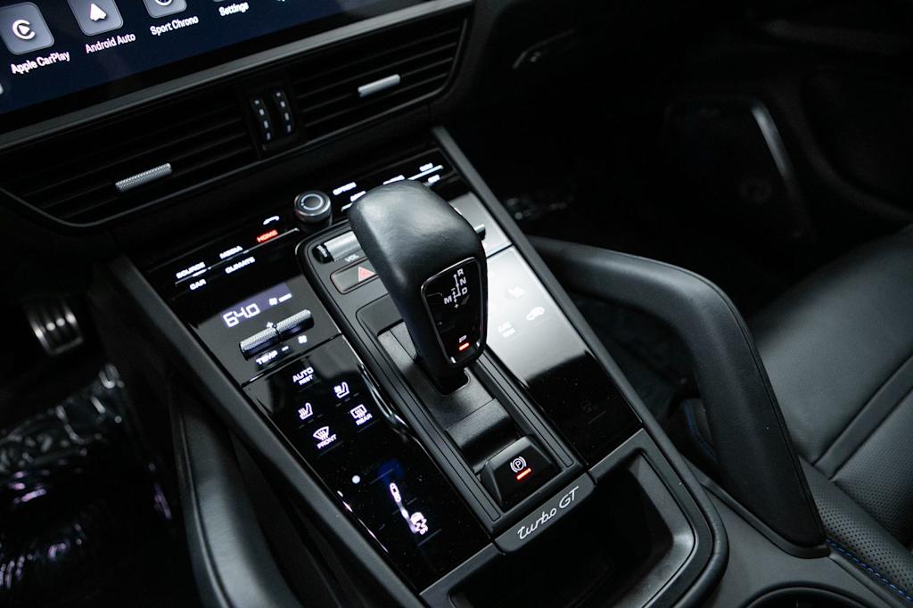 Thumbnail: 2023 Porsche Cayenne - 10