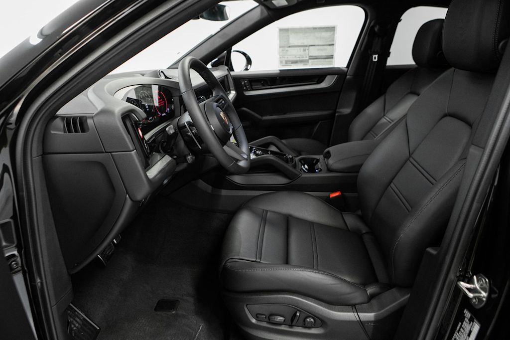 Thumbnail: 2026 Porsche Cayenne - 8