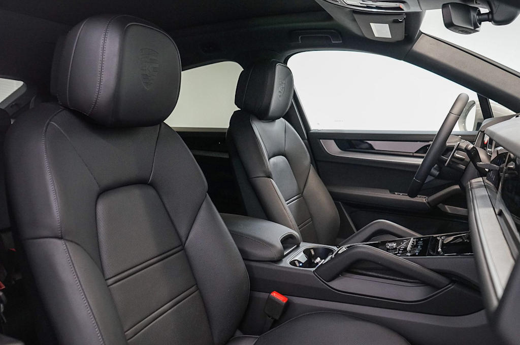 Thumbnail: 2026 Porsche Cayenne - 12