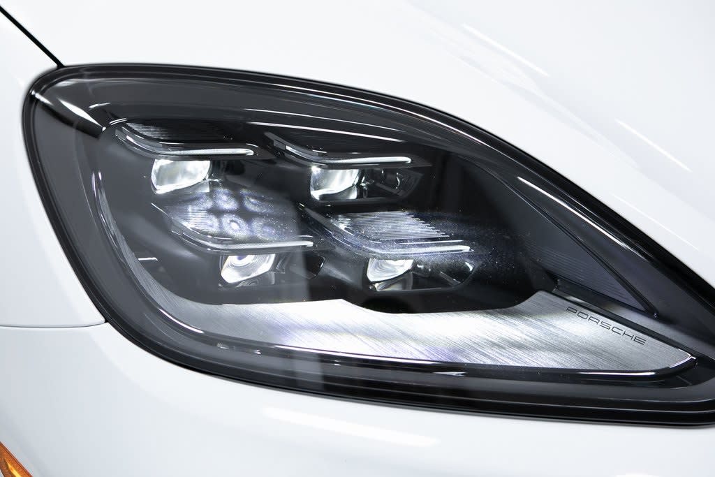 Thumbnail: 2026 Porsche Cayenne - 33