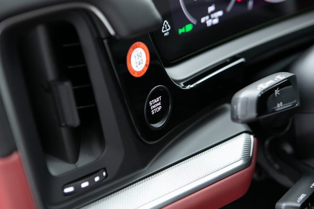 Thumbnail: 2026 Porsche Cayenne - 22