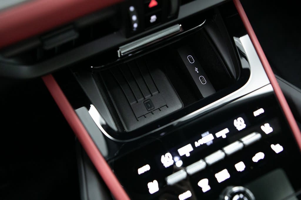 Thumbnail: 2026 Porsche Cayenne - 24