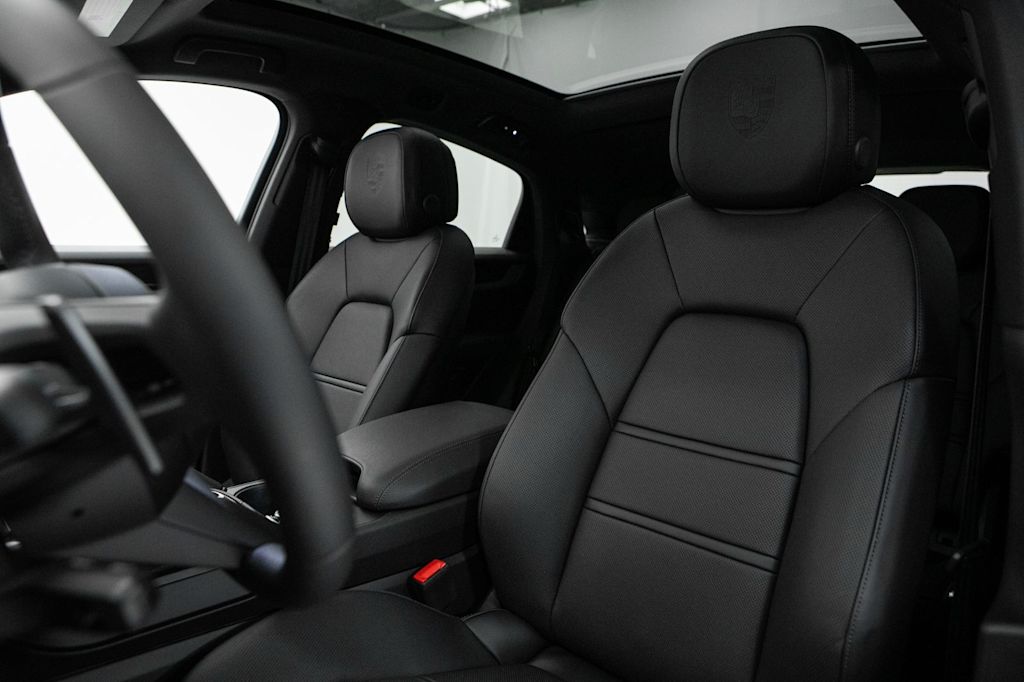 Thumbnail: 2026 Porsche Cayenne - 7