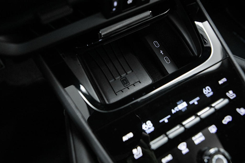 Thumbnail: 2026 Porsche Cayenne - 32