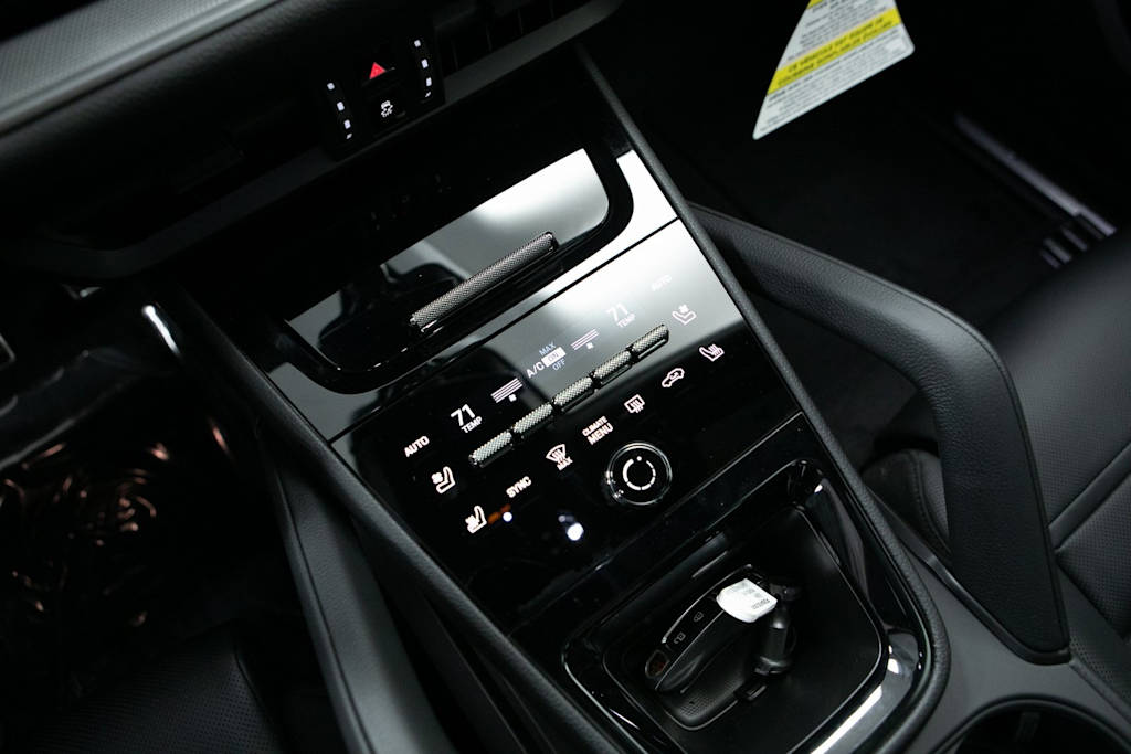 Thumbnail: 2026 Porsche Cayenne - 10