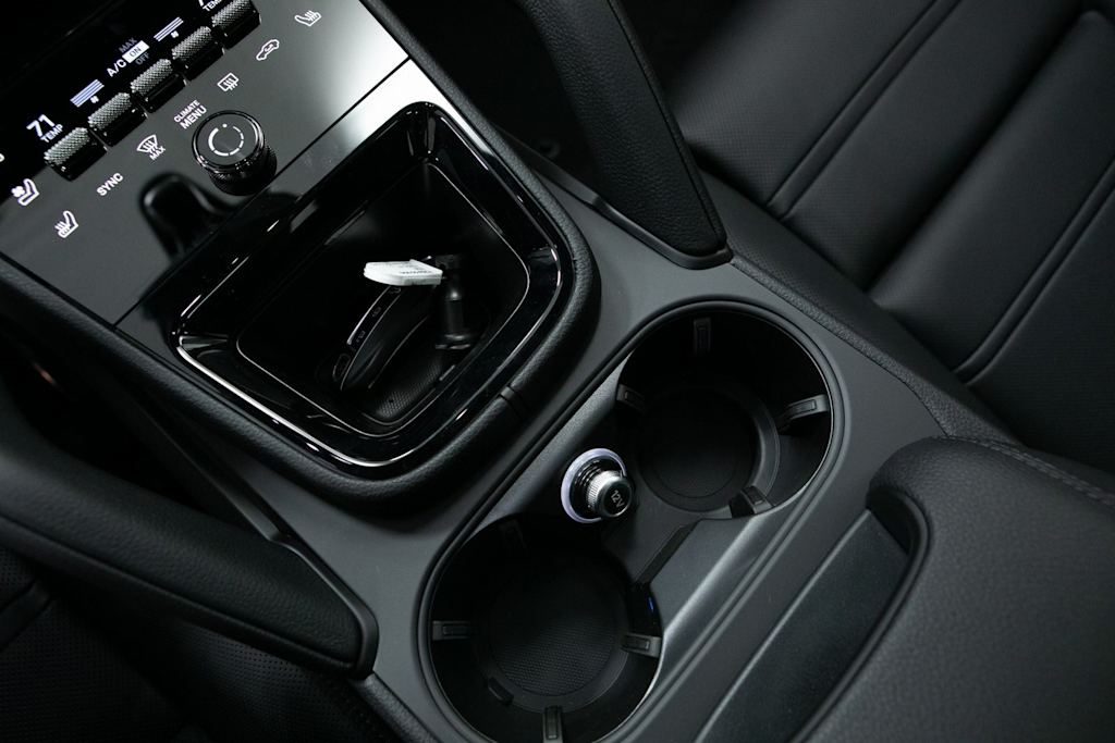 Thumbnail: 2026 Porsche Cayenne - 25