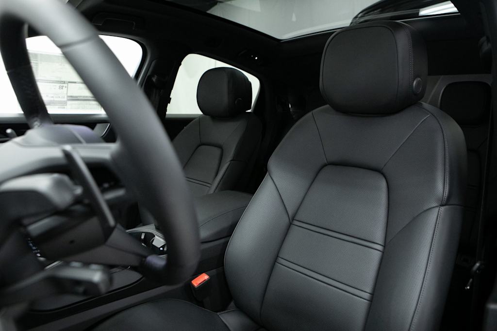 Thumbnail: 2026 Porsche Cayenne - 7