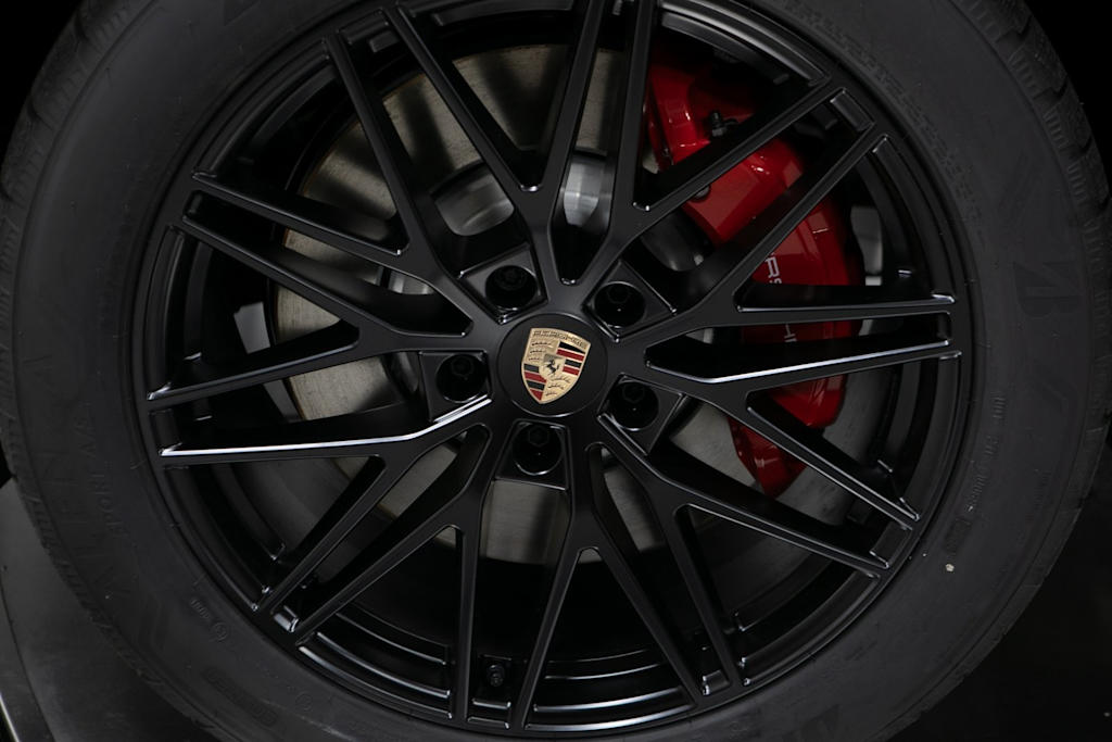 Thumbnail: 2026 Porsche Cayenne - 4