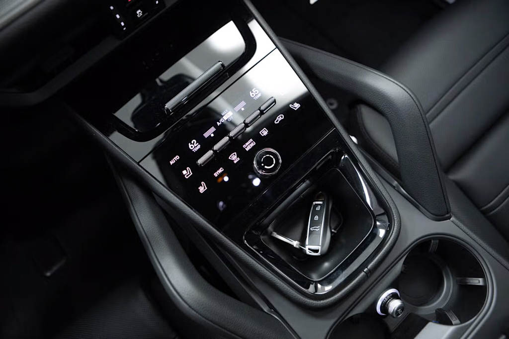 Thumbnail: 2026 Porsche Cayenne - 12