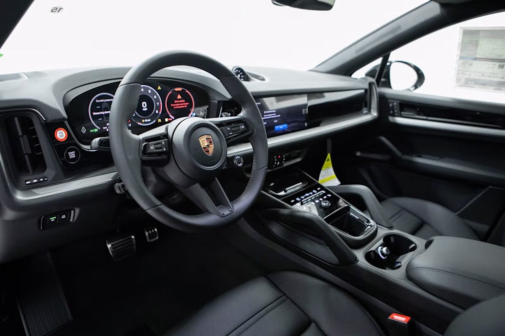 Thumbnail: 2026 Porsche Cayenne - 2