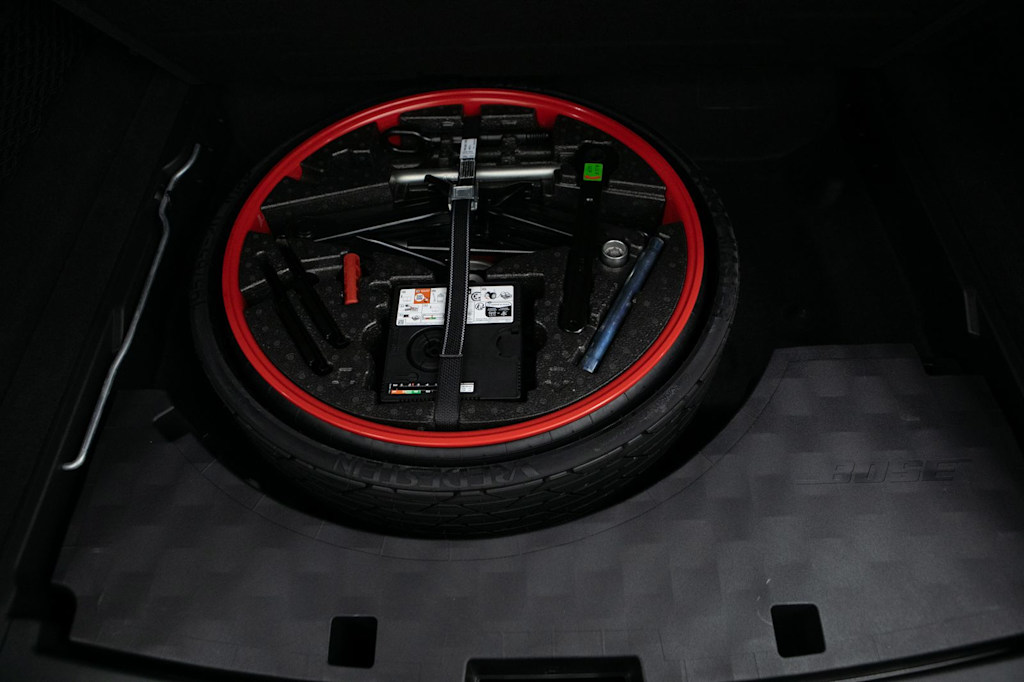 Thumbnail: 2026 Porsche Cayenne - 39