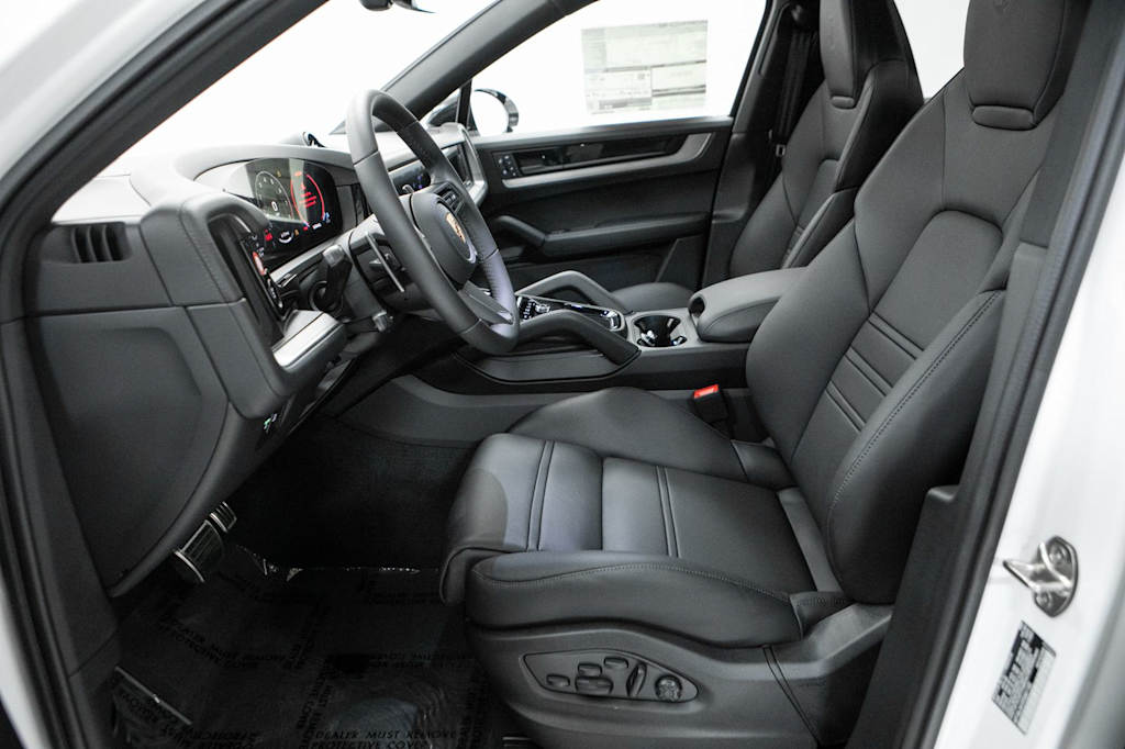 Thumbnail: 2026 Porsche Cayenne - 7