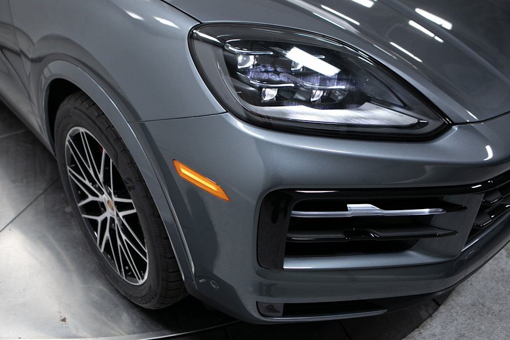 Thumbnail: 2026 Porsche Cayenne - 18