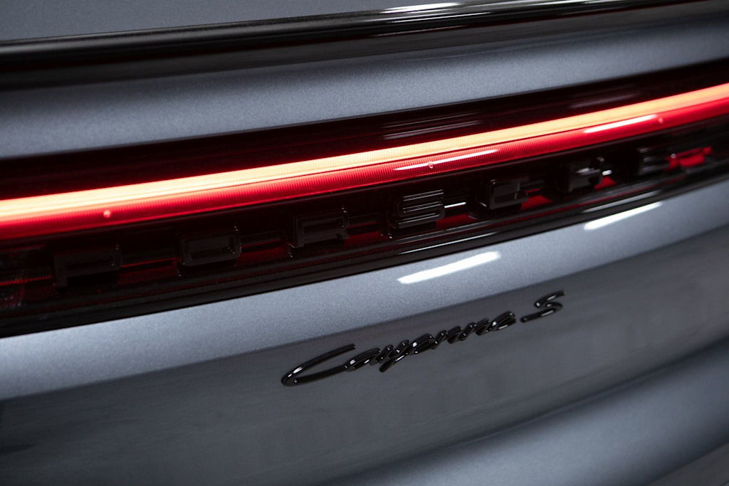 Thumbnail: 2026 Porsche Cayenne - 37