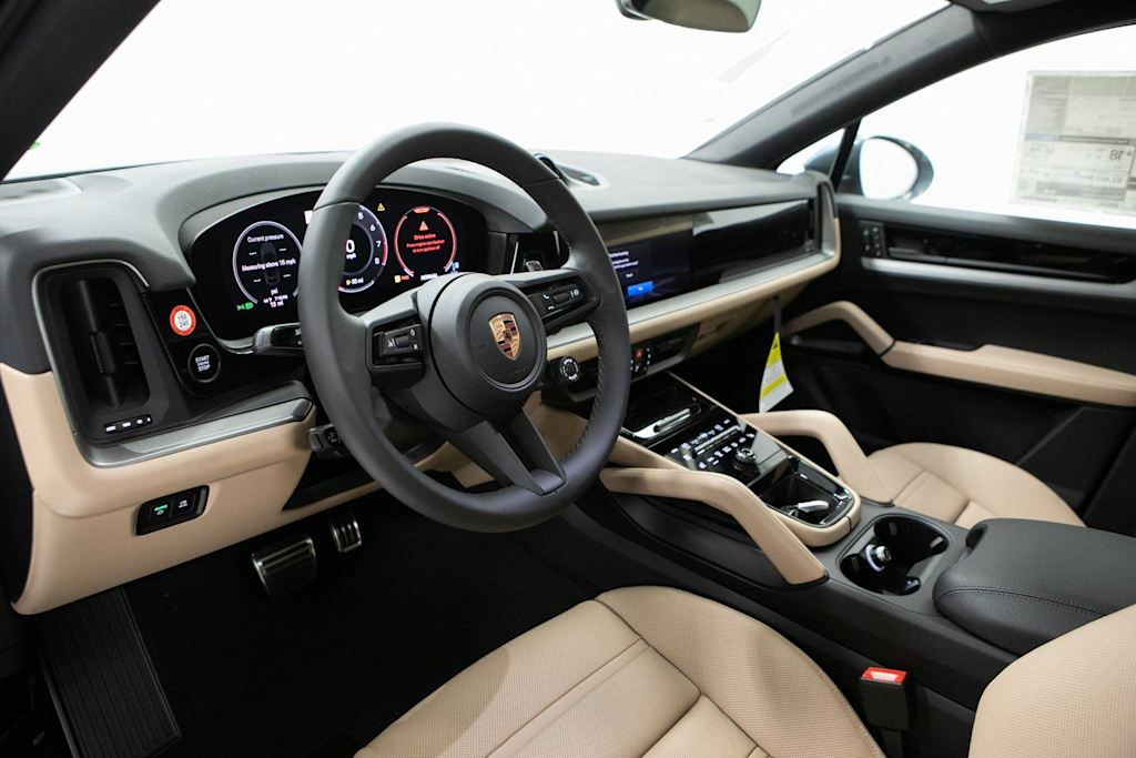 Thumbnail: 2026 Porsche Cayenne - 2