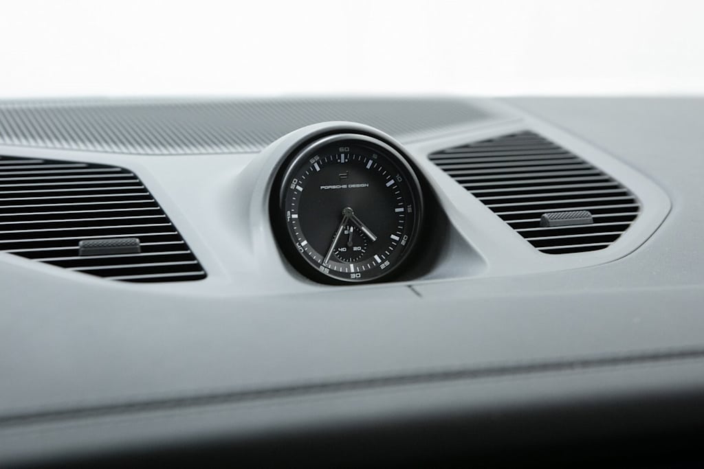 Thumbnail: 2025 Porsche Cayenne - 25