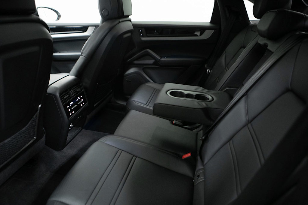 Thumbnail: 2025 Porsche Cayenne - 27