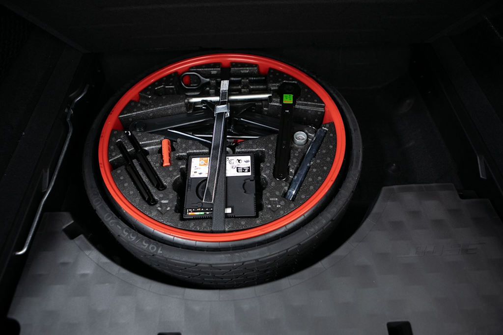 Thumbnail: 2025 Porsche Cayenne - 29