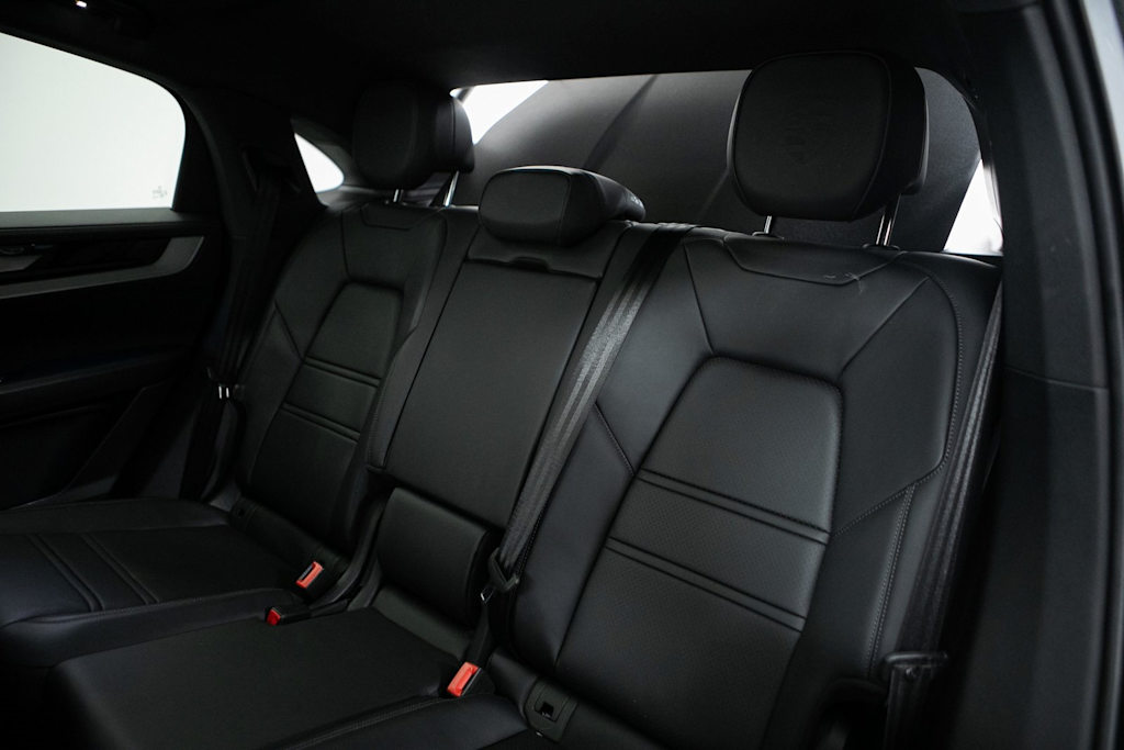 Thumbnail: 2025 Porsche Cayenne - 28