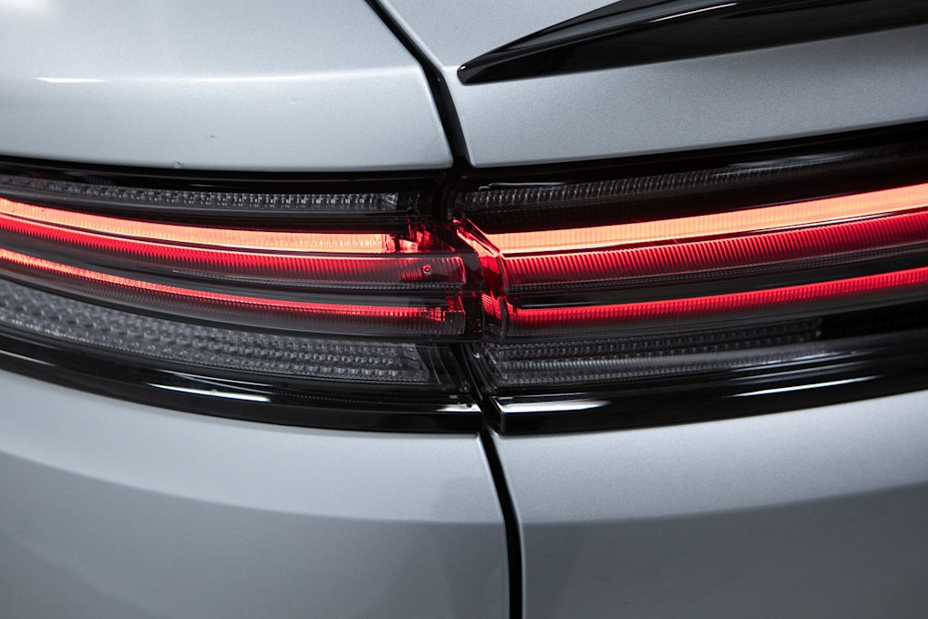 Thumbnail: 2025 Porsche Cayenne - 32