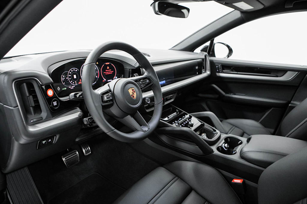 Thumbnail: 2026 Porsche Cayenne - 2