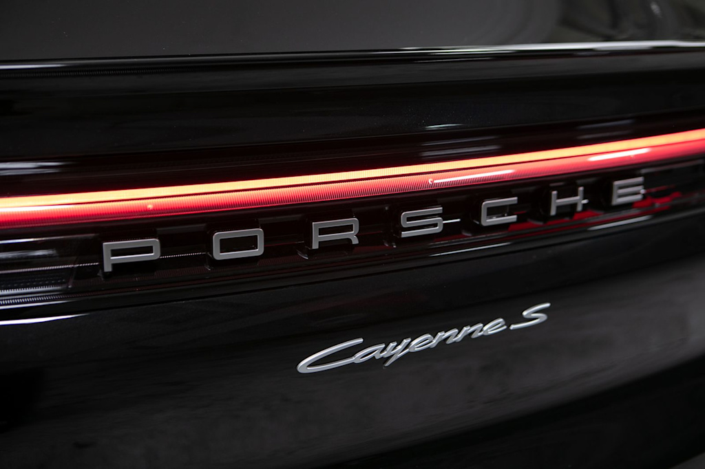 Thumbnail: 2026 Porsche Cayenne - 24
