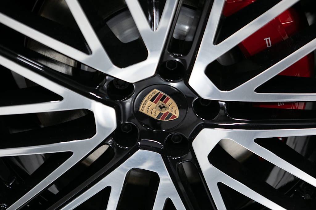 Thumbnail: 2026 Porsche Cayenne - 4