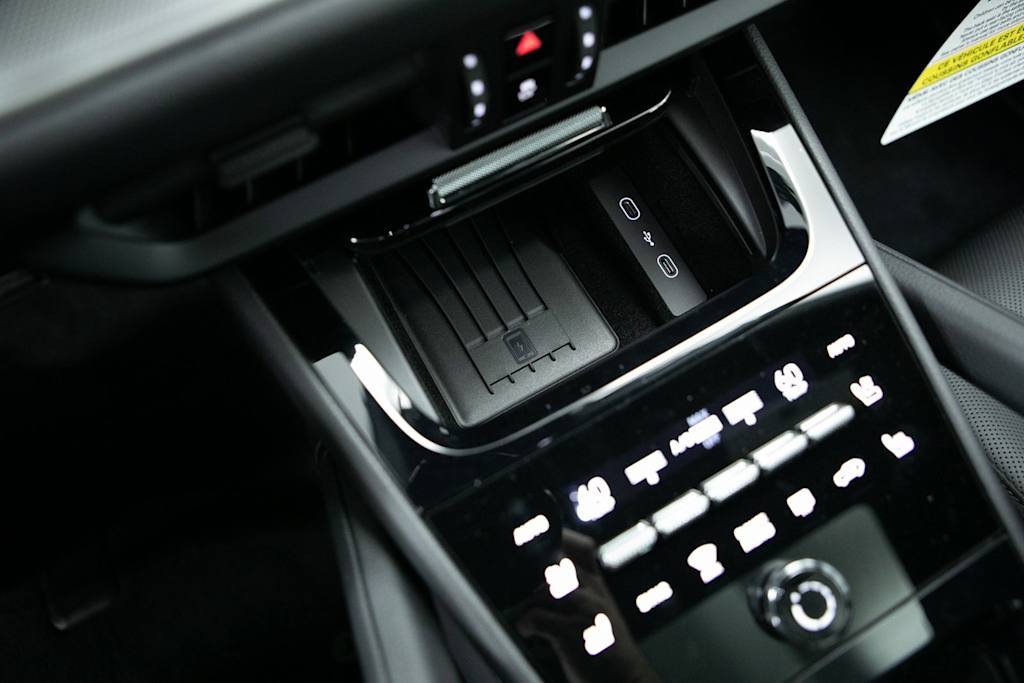 Thumbnail: 2026 Porsche Cayenne - 26