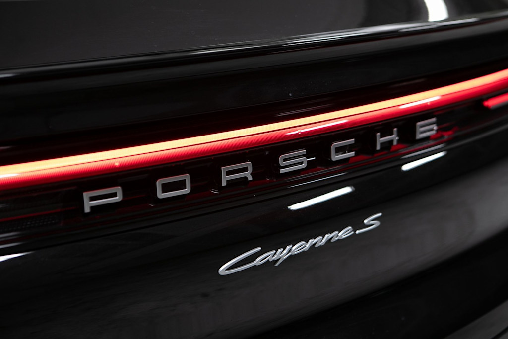 Thumbnail: 2026 Porsche Cayenne - 36