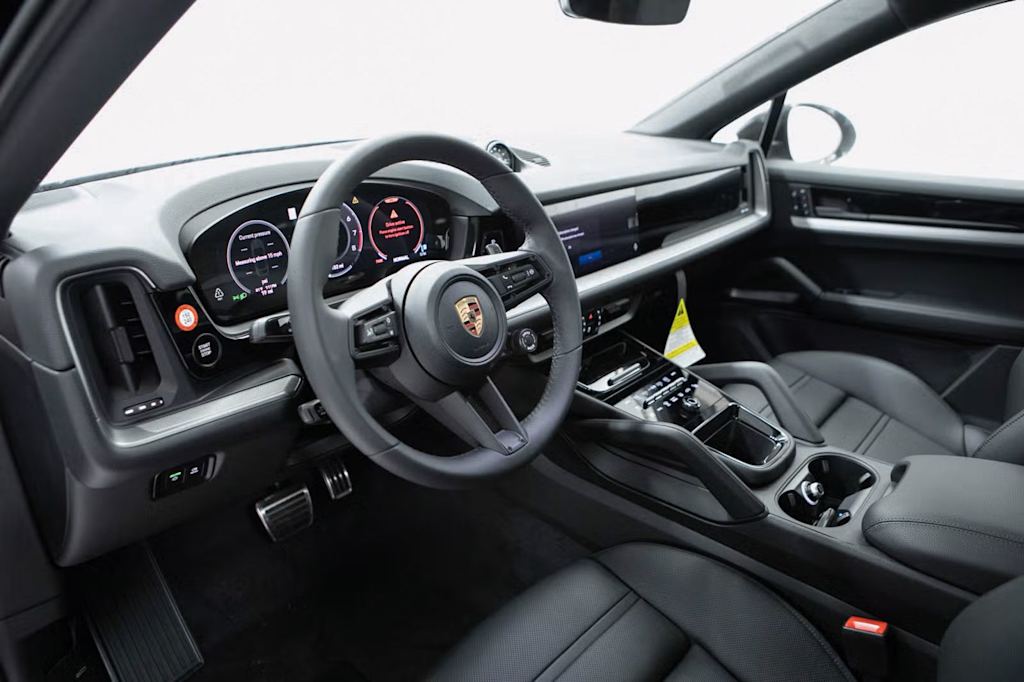 Thumbnail: 2026 Porsche Cayenne - 2