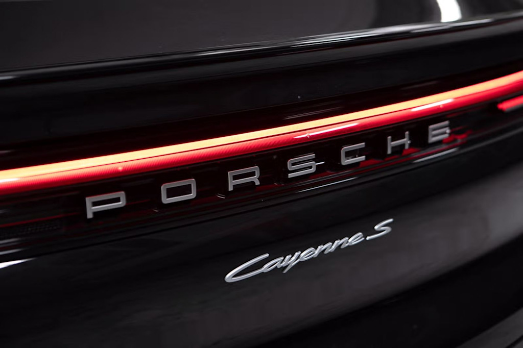 Thumbnail: 2026 Porsche Cayenne - 22