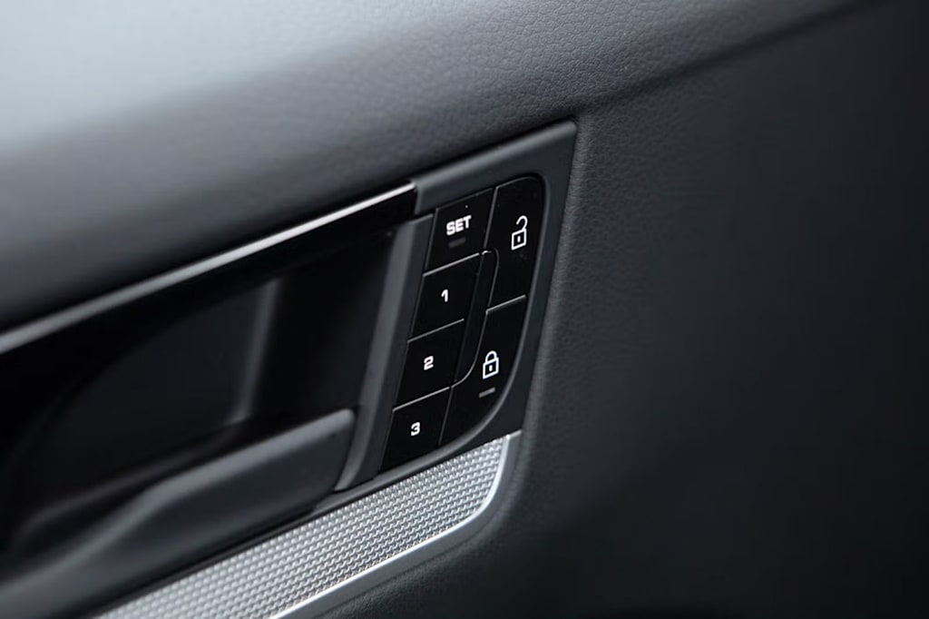 Thumbnail: 2026 Porsche Cayenne - 27