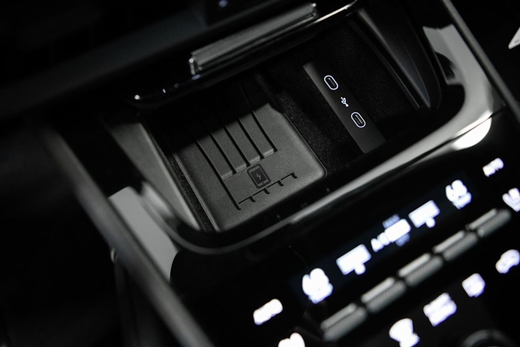 Thumbnail: 2026 Porsche Cayenne - 28