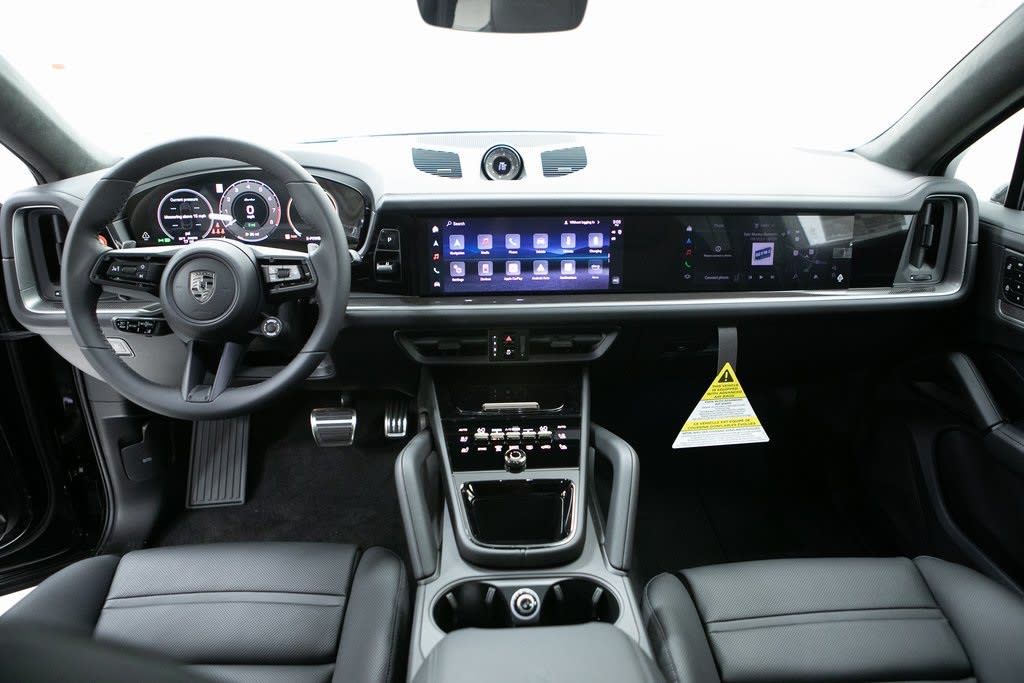 Thumbnail: 2026 Porsche Cayenne - 8