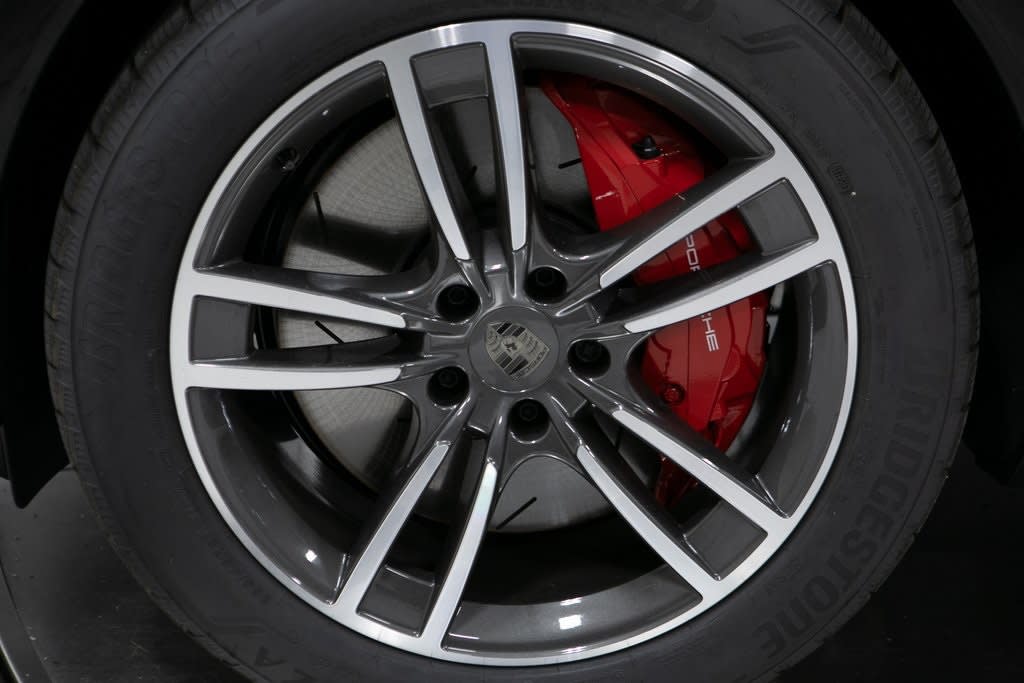 Thumbnail: 2026 Porsche Cayenne - 7