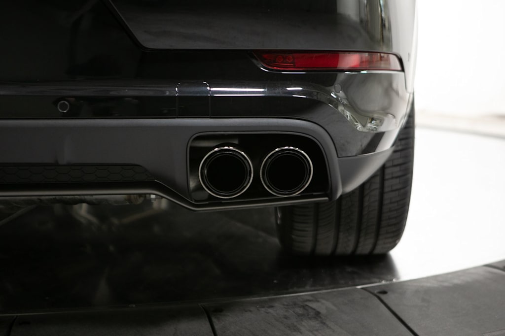 Thumbnail: 2025 Porsche Cayenne - 25