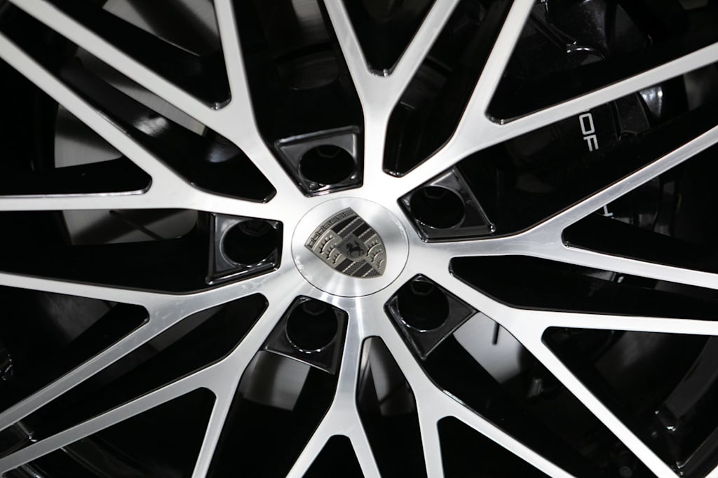 Thumbnail: 2025 Porsche Cayenne - 6