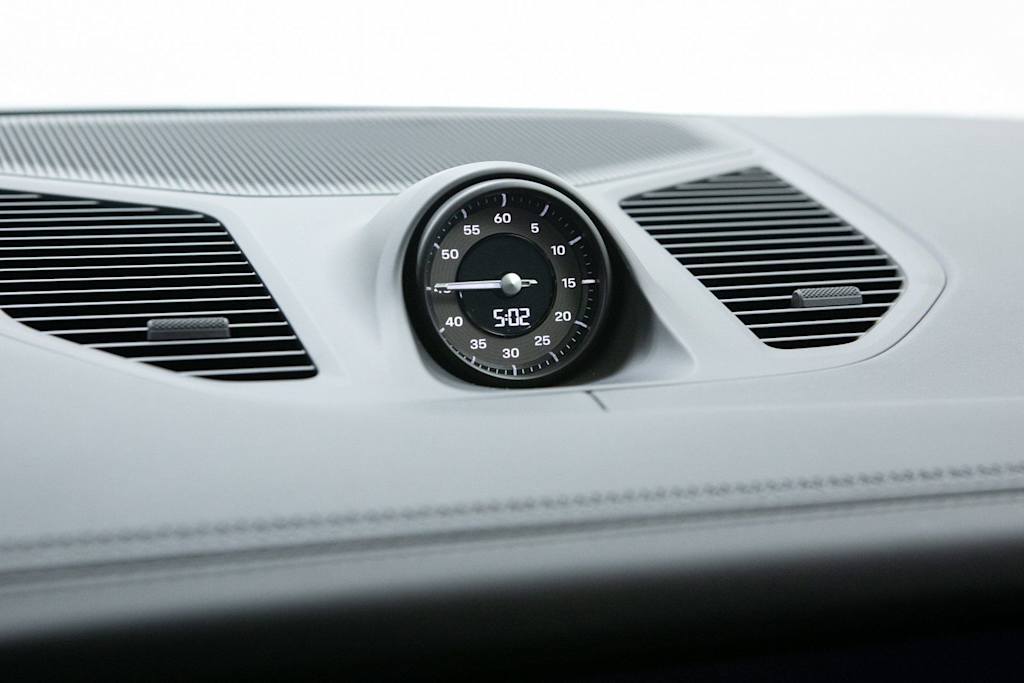 Thumbnail: 2026 Porsche Cayenne - 24